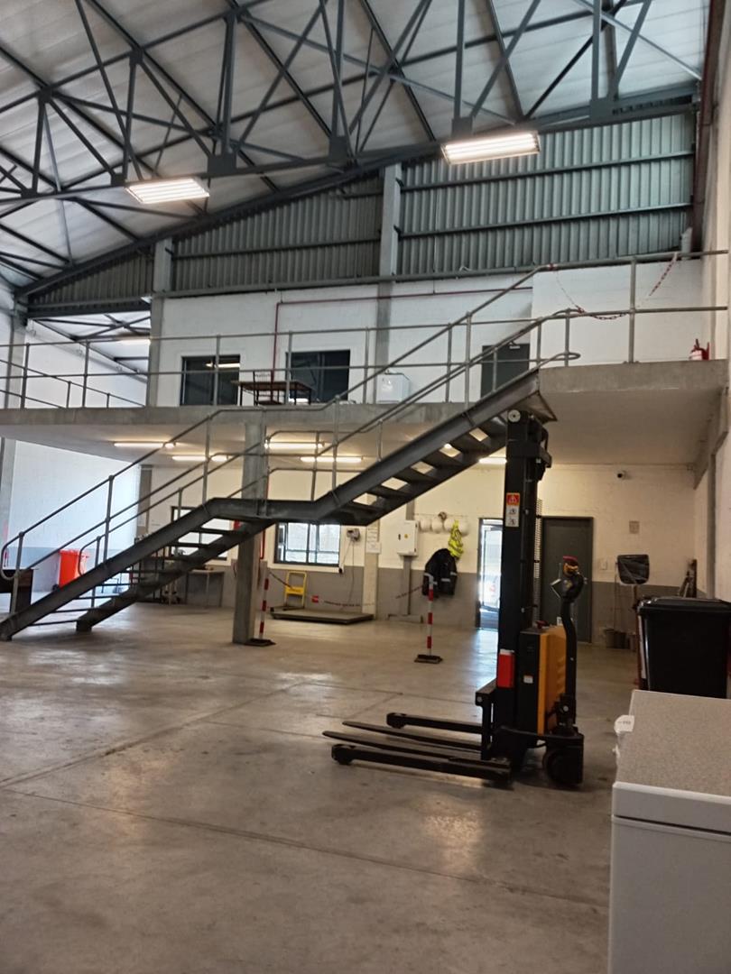 To Let Commercial Property for Rent in Matroosfontein Western Cape